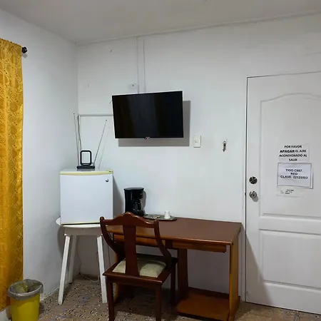 Habitación Cerca De Aeropuerto Habitación en casa particular Cartagena